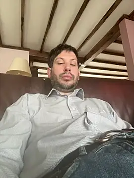 Snapshot of Taxidriver1988 chatting on 05-07-26, 11:37 Taxidriver1988 online show from 05-07-26, 11:37