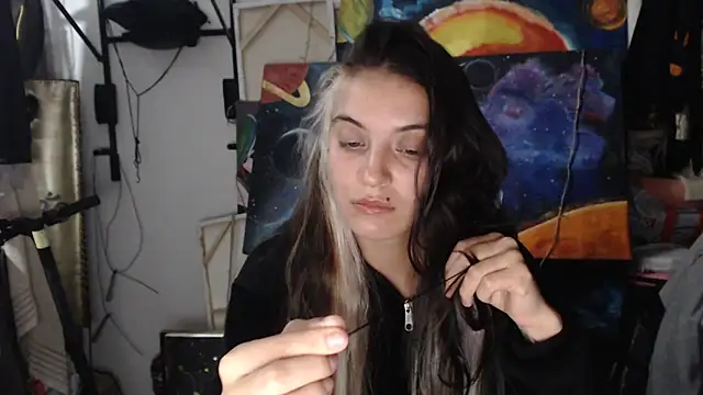 mariecam420 online show from 03-20-25, 12:19