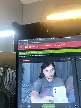 Snapshot of mysticofcum chatting on 07-17-26, 06:46 mysticofcum online show from 07-17-26, 06:46