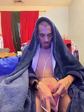 Snapshot of hottboyy45 chatting on 10-31-25, 01:45 hottboyy45 online show from 10-31-25, 01:45