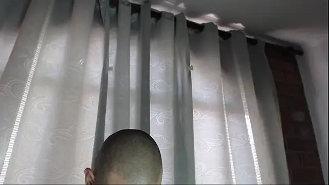 Armando 2002 online show from 09-24-25, 04:32