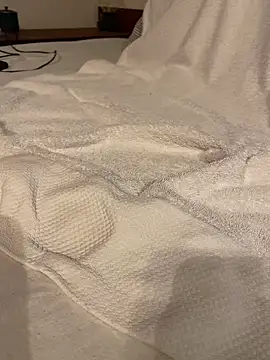 Snapshot of freepeting chatting on 02-15-25, 09:05 freepeting online show from 02-15-25, 09:05