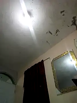 estrellasquirt online show from 03-01-25, 12:50