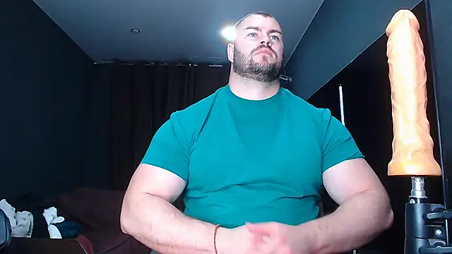 Snapshot of muscularjohnforuX chatting on 03-18-25, 06:59 muscularjohnforuX online show from 03-18-25, 06:59