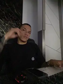 Snapshot of BestMasterForYou chatting on 10-08-25, 08:17 BestMasterForYou online show from 10-08-25, 08:17