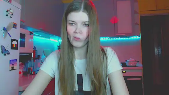 Snapshot of Klementa chatting on 02-11-25, 10:07 Klementa online show from 02-11-25, 10:07