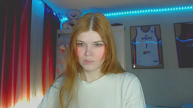 Snapshot of Klementa chatting on 07-08-26, 06:23 Klementa online show from 07-08-26, 06:23