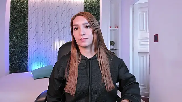 Snapshot of miataylorr1 chatting on 02-11-26, 11:59 miataylorr1 online show from 02-11-26, 11:59