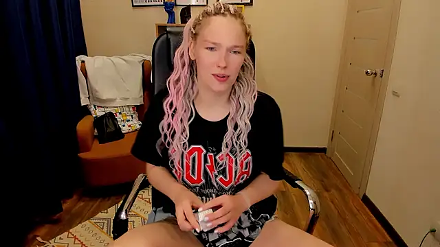  fiona Love online show from 03-16-26, 08:13