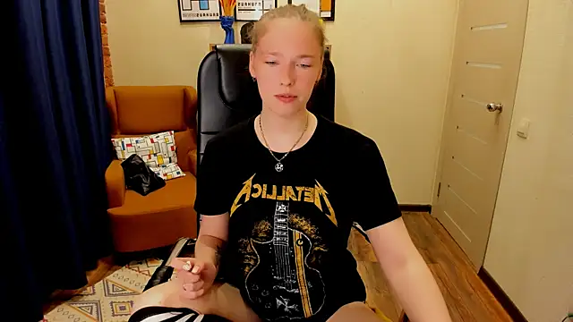  fiona Love online show from 04-06-26, 07:59