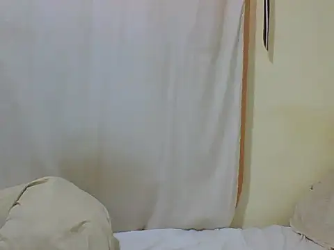 Snapshot of cute_lavenda chatting on 05-13-26, 08:44 cute lavenda online show from 05-13-26, 08:44