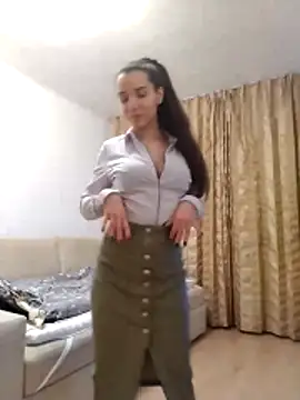 baby sweet girl  online show from 02-26-26, 10:42