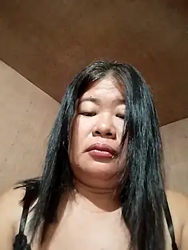 Snapshot of lickmepussy21 chatting on 04-15-26, 07:58 lickmepussy21 online show from 04-15-26, 07:58
