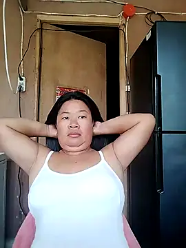 Snapshot of lickmepussy21 chatting on 04-29-26, 10:27 lickmepussy21 online show from 04-29-26, 10:27
