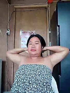 Snapshot of lickmepussy21 chatting on 05-06-26, 10:15 lickmepussy21 online show from 05-06-26, 10:15