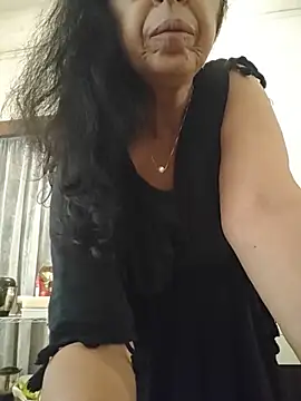 Snapshot of Susannemilf chatting on 04-20-26, 06:16 Susannemilf online show from 04-20-26, 06:16
