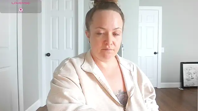 julimonroe online show from 03-15-26, 05:41