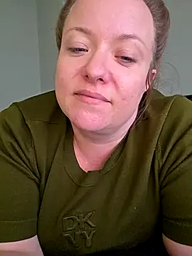 julimonroe online show from 04-15-26, 12:06