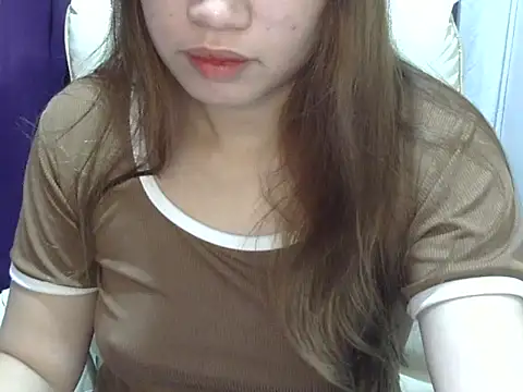    zurIII09  online show from 05-26-26, 06:26