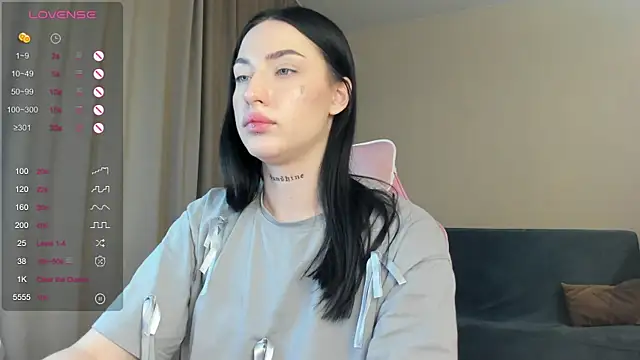 JenniferQueen11 online show from 01-09-25, 09:16