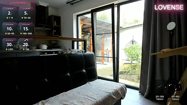 ElizSweet online show from 02-25-26, 10:25