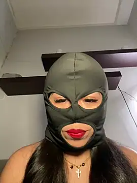 nenalayla online show from 12-19-24, 07:40