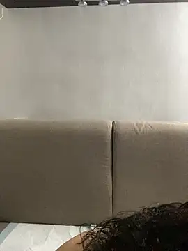 nenalayla online show from 01-25-25, 07:18