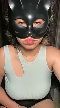 nenalayla online show from 12-16-25, 06:24