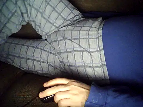 Snapshot of Anderrust chatting on 02-22-26, 12:12 Anderrust online show from 02-22-26, 12:12