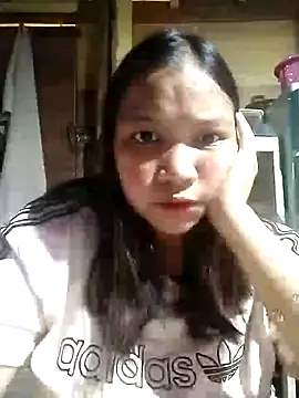 Snapshot of milkytitsmom4u chatting on 01-30-25, 05:49 milkytitsmom4u online show from 01-30-25, 05:49