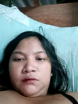 Snapshot of milkytitsmom4u chatting on 09-16-25, 05:19 milkytitsmom4u online show from 09-16-25, 05:19