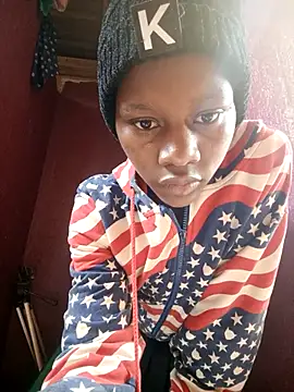 Petite li online show from 02-22-26, 05:51