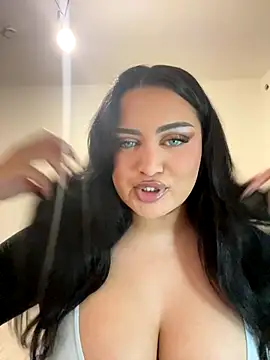 EmiliaPetrova online show from 10-16-25, 11:17