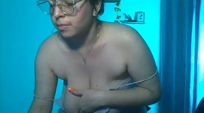 Snapshot of lorenitabella chatting on 02-10-25, 10:19 lorenitabella online show from 02-10-25, 10:19