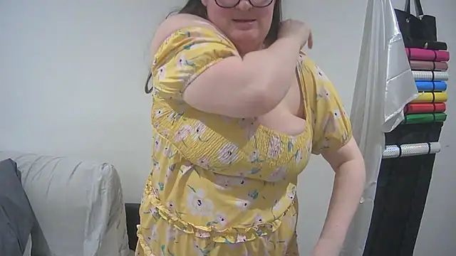 Rebecca Summer online show from 12-27-24, 09:43