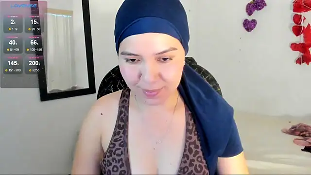 MatchedEyebrow online show from 05-15-26, 08:49