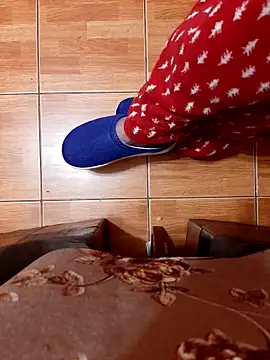 Snapshot of feet_toes chatting on 10-23-25, 04:23 feet toes online show from 10-23-25, 04:23