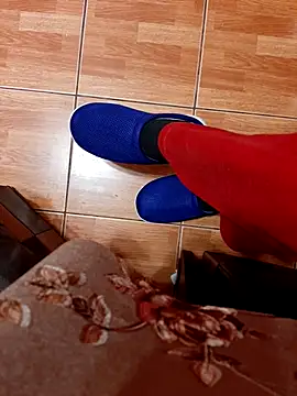 Snapshot of feet_toes chatting on 01-19-26, 06:28 feet toes online show from 01-19-26, 06:28