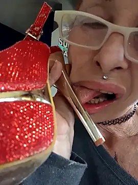 FrozenWaffle online show from 09-23-25, 05:38