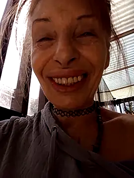 FrozenWaffle online show from 03-10-26, 02:11