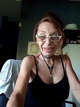 Snapshot of FrozenWaffle chatting on 04-18-26, 01:48 FrozenWaffle online show from 04-18-26, 01:48
