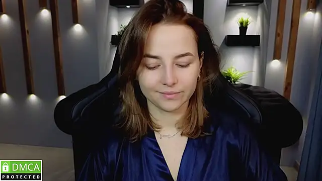 Mira Mermayd online show from 01-18-25, 01:08