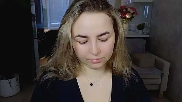 Snapshot of Mira_Mermayd chatting on 04-24-26, 01:19 Mira Mermayd online show from 04-24-26, 01:19