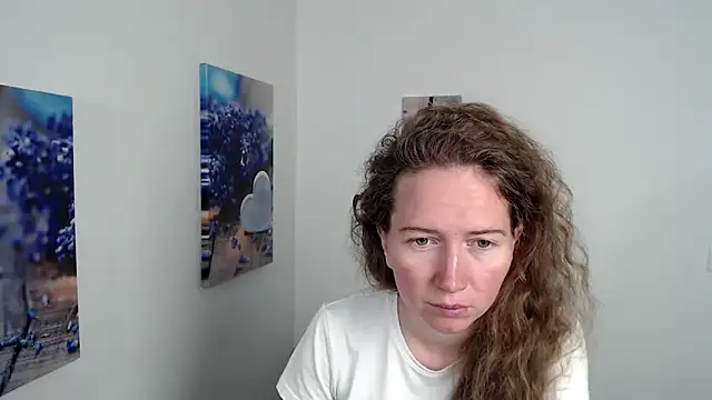 Snapshot of Sexy_MargoX_ chatting on 09-15-25, 01:33 Sexy MargoX online show from 09-15-25, 01:33