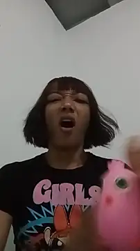 Snapshot of Karmakuro chatting on 06-11-26, 03:48 Karmakuro online show from 06-11-26, 03:48