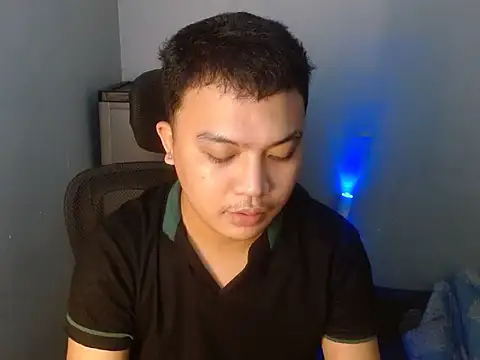 Snapshot of xsweetasian69x chatting on 04-10-26, 02:33 xsweetasian69x online show from 04-10-26, 02:33