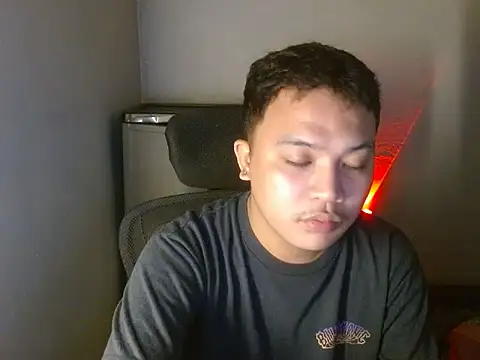 Snapshot of xsweetasian69x chatting on 04-14-26, 04:02 xsweetasian69x online show from 04-14-26, 04:02