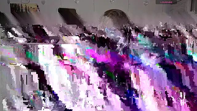 TinniAngel online show from 04-18-26, 06:23