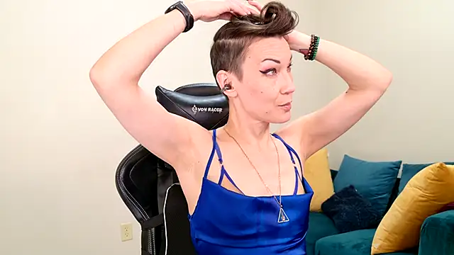 Snapshot of EveEnigma chatting on 02-12-25, 05:48 EveEnigma online show from 02-12-25, 05:48