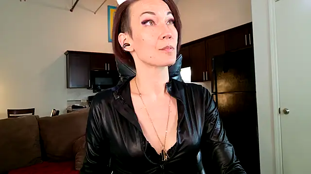 Snapshot of EveEnigma chatting on 03-19-25, 05:50 EveEnigma online show from 03-19-25, 05:50